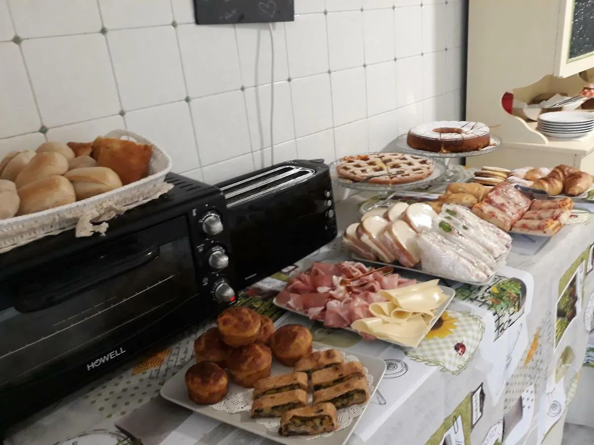 B&B Peverello Castelnuovo Magra Bed & Breakfast
