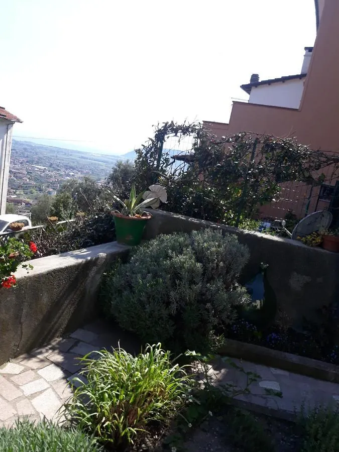 B&B Peverello Castelnuovo Magra Bed & Breakfast