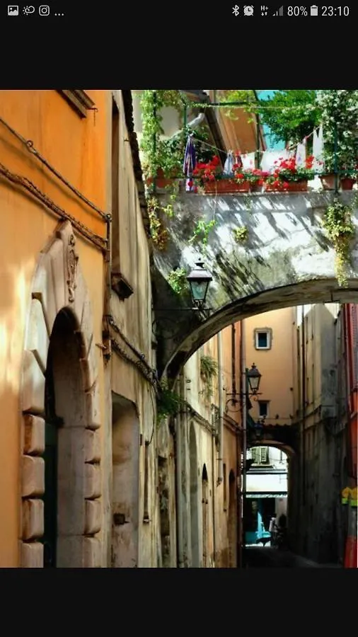 B&B Peverello Castelnuovo Magra Bed & Breakfast